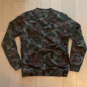 Urban Flower Sweater in Dark Gray